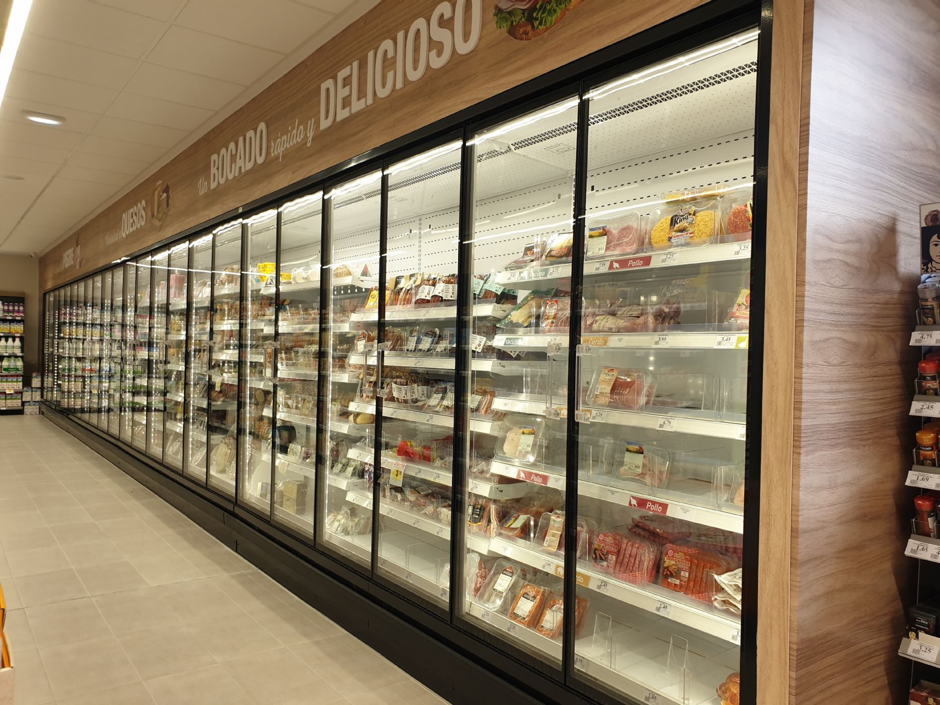 Supermercado minymas Cangas del Narcea